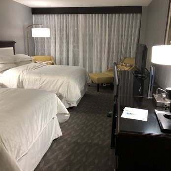 Sheraton Arlington Hotel - Hotels Near Me - Arlington, Texas