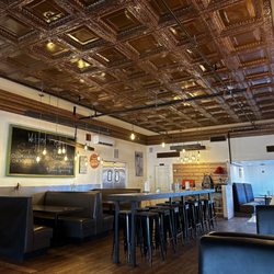 Ray's Corner Cafe - Restaurant