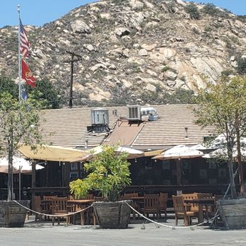 Rainbow Oaks Restaurant - Restaurant - American Near Me - Fallbrook, California