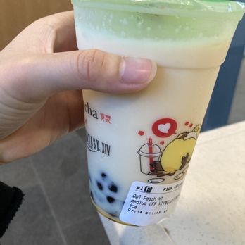 Gong Cha - Double peach milk tea but they said they ran out of peach jelly and just put regular boba in, not even the peach star jelly - Bubble Tea Near Me - San Francisco, California
