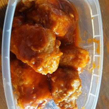 Muscle Maker Grill - Nuggets, large and "spicy" - New American Near Me - Houston, Texas