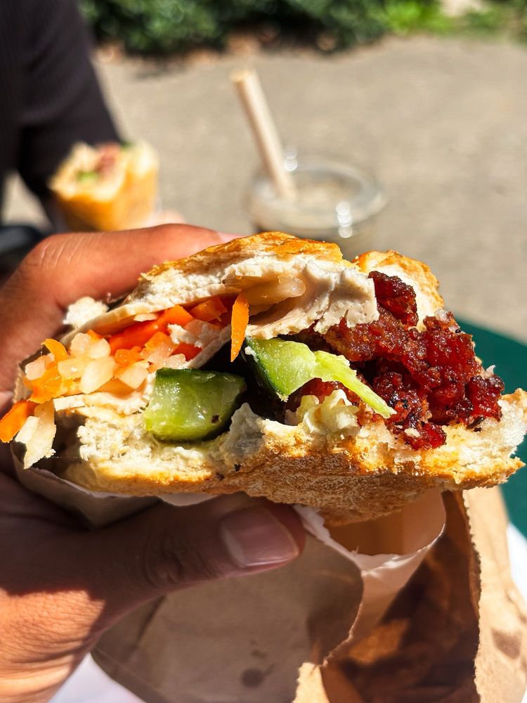 Banh Mi Saigon