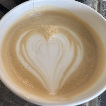 Pursue Coffee - Vanilla Bean Latte (Straus whole milk) - Coffee & Tea Near Me - Redondo Beach, California