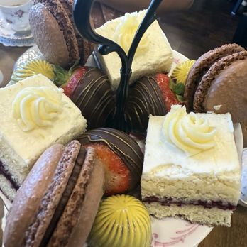 Bouchėe Confections - Chocolatiers & Shops Near Me - Reno, Nevada
