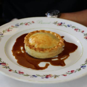 Benoit - Burgundy-style pie - French Near Me - Paris, 75