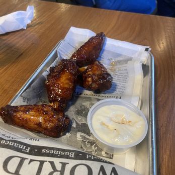 Park Street Pizza - BBQ wings - Pizza Near Me - Sugarcreek, Ohio