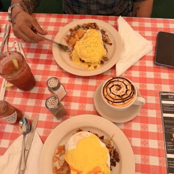 Don's Country Kitchen - Breakfast & Brunch Near Me - Oceanside, California