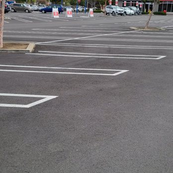 Target - Curbside pickup spots - Department Stores Near Me - San Diego, California
