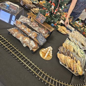 Spooky's Swirls - Bakeries Near Me - Chandler, Arizona Spooky's Swirls - Bakeries Near Me - Chandler, Arizona