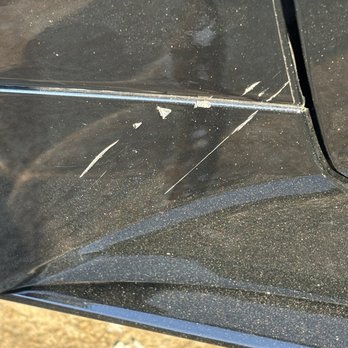 Applebee's Grill + Bar - Shattered glass from either car caused these deep scratches. - American Near Me - Stockbridge, Georgia Applebee's Grill + Bar - Shattered glass from either car caused these deep scratches. - American Near Me - Stockbridge, Georgia