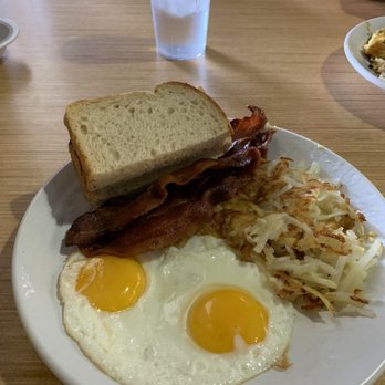 The Cracked Egg - Basic breakfast - New American Near Me - Las Vegas, Nevada The Cracked Egg - Basic breakfast - New American Near Me - Las Vegas, Nevada