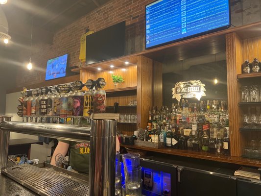 Front Street Pub & Eatery by null