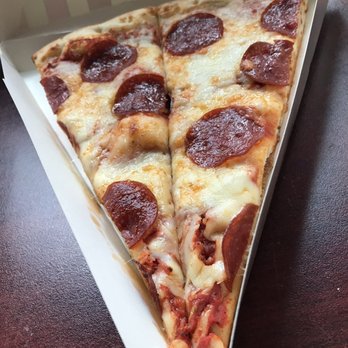 Chico's Pizza - Pepperoni slice ($3.50) - Pizza Near Me - San Francisco, California