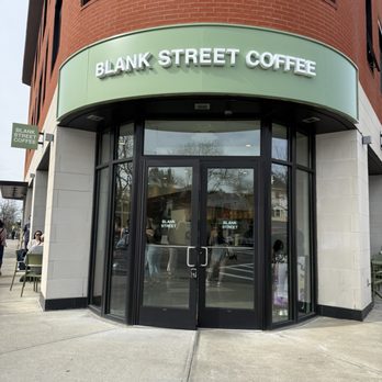 Blank Street - Coffee & Tea Near Me - Brookline, Massachusetts