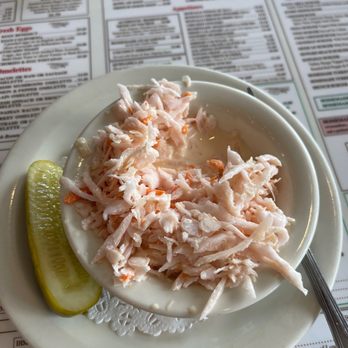 Cross Bay Diner - Pink coleslaw - American Near Me - Howard Beach, New York Cross Bay Diner - Pink coleslaw - American Near Me - Howard Beach, New York