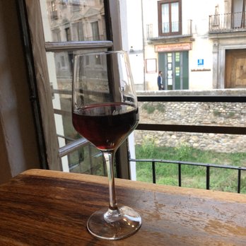 La Tabernilla del Darro - table w/ a view of ol' Granada. - Mediterranean Near Me - Granada, GR