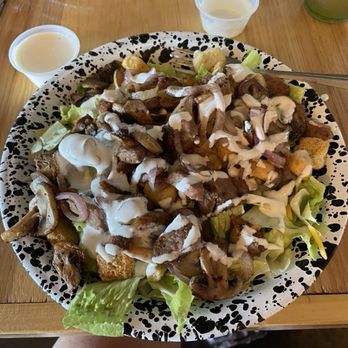 Wildfangs Grill House - Tri-tip salad - Barbeque Near Me - Springfield, Oregon