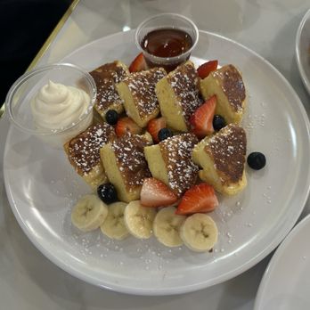 Fluffy Fluffy - French Toast - Pancakes Near Me - Elk Grove, California Fluffy Fluffy - French Toast - Pancakes Near Me - Elk Grove, California