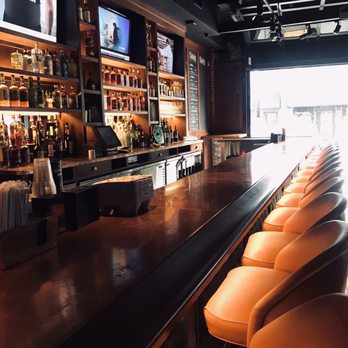 Millburn Standard - Bar area - Cocktail Bars Near Me - Millburn, New Jersey