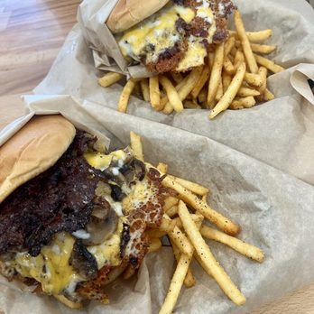 Krunch Burger - Burgers Near Me - La Mirada, California
