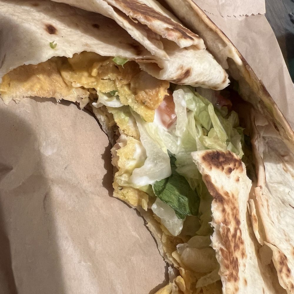 Taco Bell - I paid EXTRA for the slow cooked chicken. There is no chicken to be found. - Fast Food Near Me - Gardena, California Taco Bell - I paid EXTRA for the slow cooked chicken. There is no chicken to be found. - Fast Food Near Me - Gardena, California
