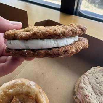 Leila Bakery & Cafe - Oatmeal cream pie - Coffee & Tea Near Me - Dallas, Texas