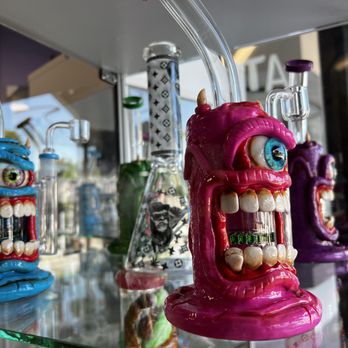 Smoke Shop Green Bats - Smoke Shop - Vape Shops Near Me - Miami, Florida Smoke Shop Green Bats - Smoke Shop - Vape Shops Near Me - Miami, Florida