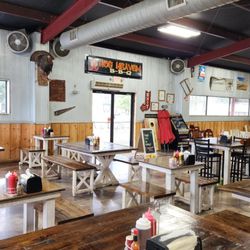 Hog Heaven BBQ - View to entrance