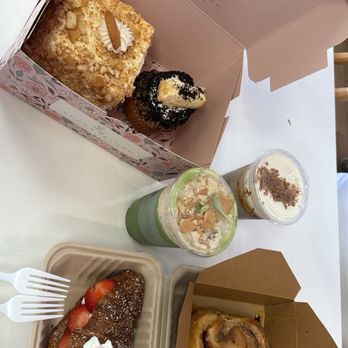 Sugarbloom Cakery And Coffee - Coffee & Tea Near Me - Redlands, California Sugarbloom Cakery And Coffee - Coffee & Tea Near Me - Redlands, California