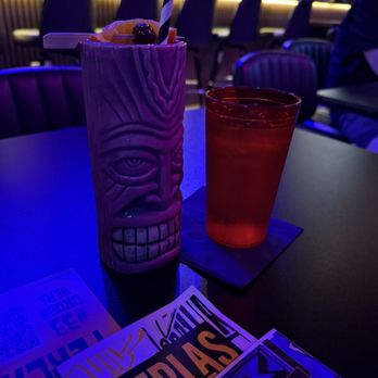 Perla's Pizza - Cocktail Bars Near Me - Winter Park, Florida