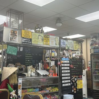 Kam Hing Bakery - Bakeries Near Me - New York, New York