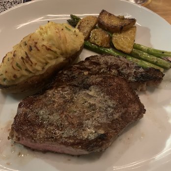 Moxies - Ribeye and twice baked potato - Lounges Near Me - Plano, Texas