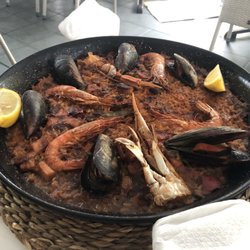 Manolo's - Seafood Paella
