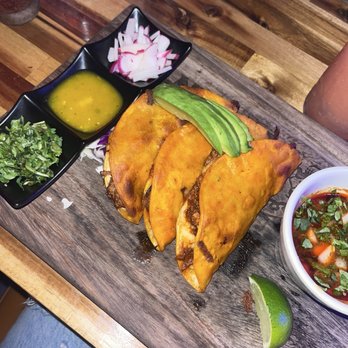 Kalaveras - Breakfast & Brunch Near Me - Northridge, California Kalaveras - Breakfast & Brunch Near Me - Northridge, California