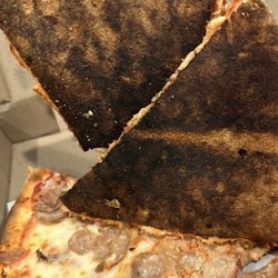 Gino's NY Style Pizzeria - Burnt crust large pizza