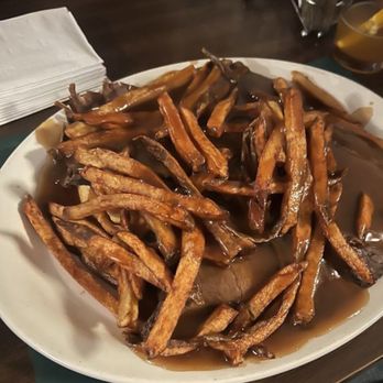 Big Jim's Restaurant & Bar - Open face roast beef sandwich & fries - American Near Me - Pittsburgh, Pennsylvania