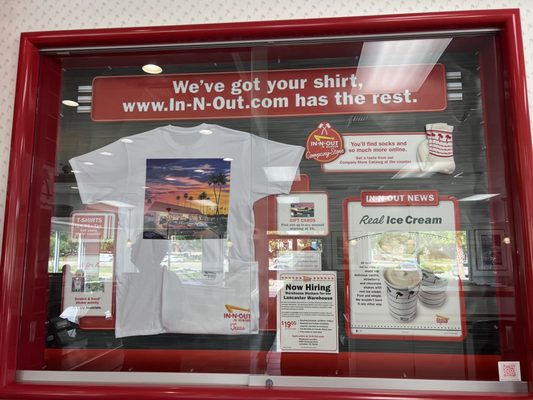 In-N-Out Burger by null