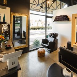 Kellie Ross at MALVA House Of Hair - I just love my salon space!