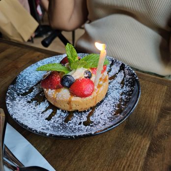 Yeiboh Kitchen - Buttercake - New American Near Me - Baltimore, Maryland