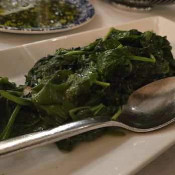 Ristorante Castello - Spinach - Italian Near Me - Blue Bell, Pennsylvania Ristorante Castello - Spinach - Italian Near Me - Blue Bell, Pennsylvania