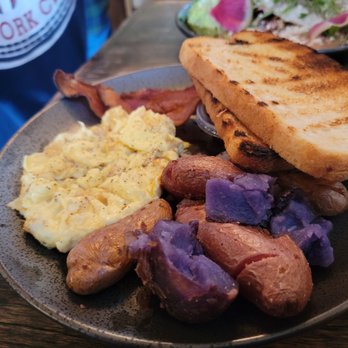 Lost Parrot Cafe - The Classic American - Breakfast & Brunch Near Me - South Pasadena, California Lost Parrot Cafe - The Classic American - Breakfast & Brunch Near Me - South Pasadena, California