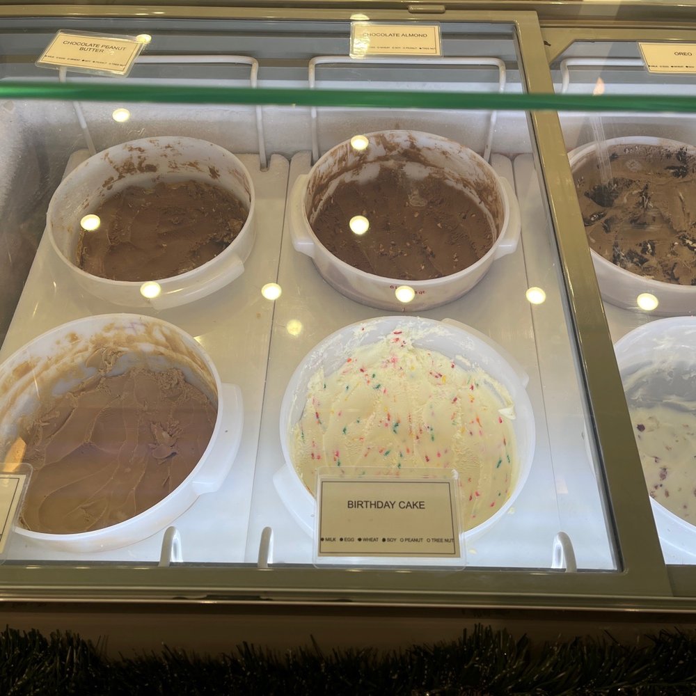 Chitterchats Second Scoop - Kilmarnock - a variety of ice creams - Ice Cream & Frozen Yogurt Near Me - Kilmarnock, Virginia