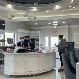 Reception desk