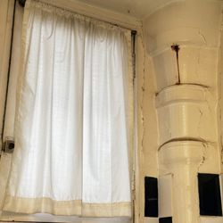 Panache Paris Apartment Rentals - In one of the baths