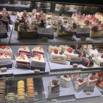 Paris Baguette - Cakes - Bakeries Near Me - West Hartford, Connecticut Paris Baguette - Cakes - Bakeries Near Me - West Hartford, Connecticut
