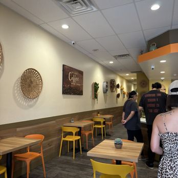 Earth Cafe - Asian Fusion Near Me - Riverside, California