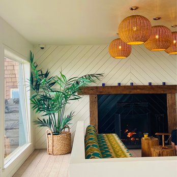 Cambria Beach Lodge - Lobby lounge - Hotels Near Me - Cambria, California Cambria Beach Lodge - Lobby lounge - Hotels Near Me - Cambria, California