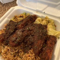 Vegan Jerk Chicken w/ Mushroom rice & Cabbage
