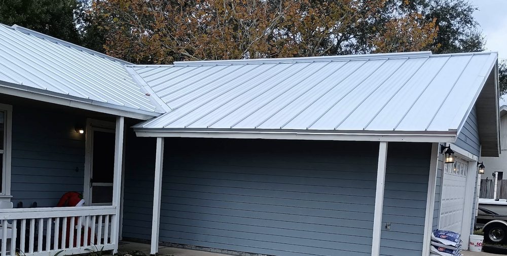 Slide of Kaiser Roofing