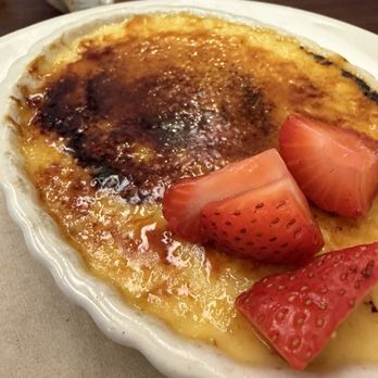 Ruscello at Nordstrom - Creme brûlée - Mediterranean Near Me - Honolulu, Hawaii Ruscello at Nordstrom - Creme brûlée - Mediterranean Near Me - Honolulu, Hawaii